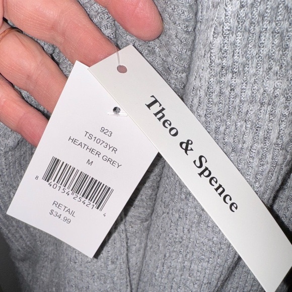 Theo & Spence shacket. Super cozy. SIZE MEDIUM NWT - Picture 8 of 12